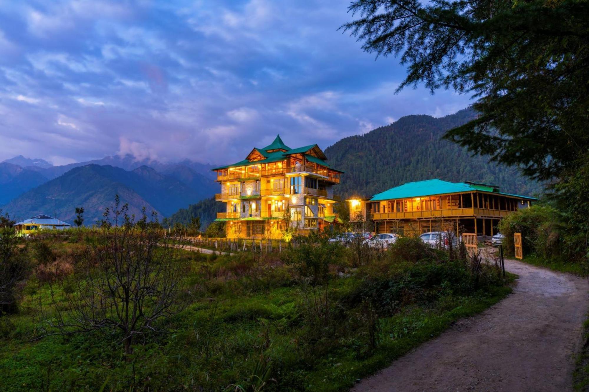 Zostel Shangarh, Kullu Sainj Экстерьер фото